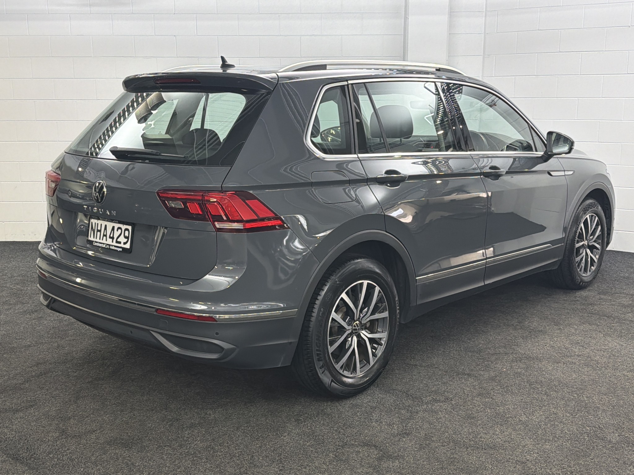 Volkswagen Tiguan TSI LIFE 2WD 1.4PT