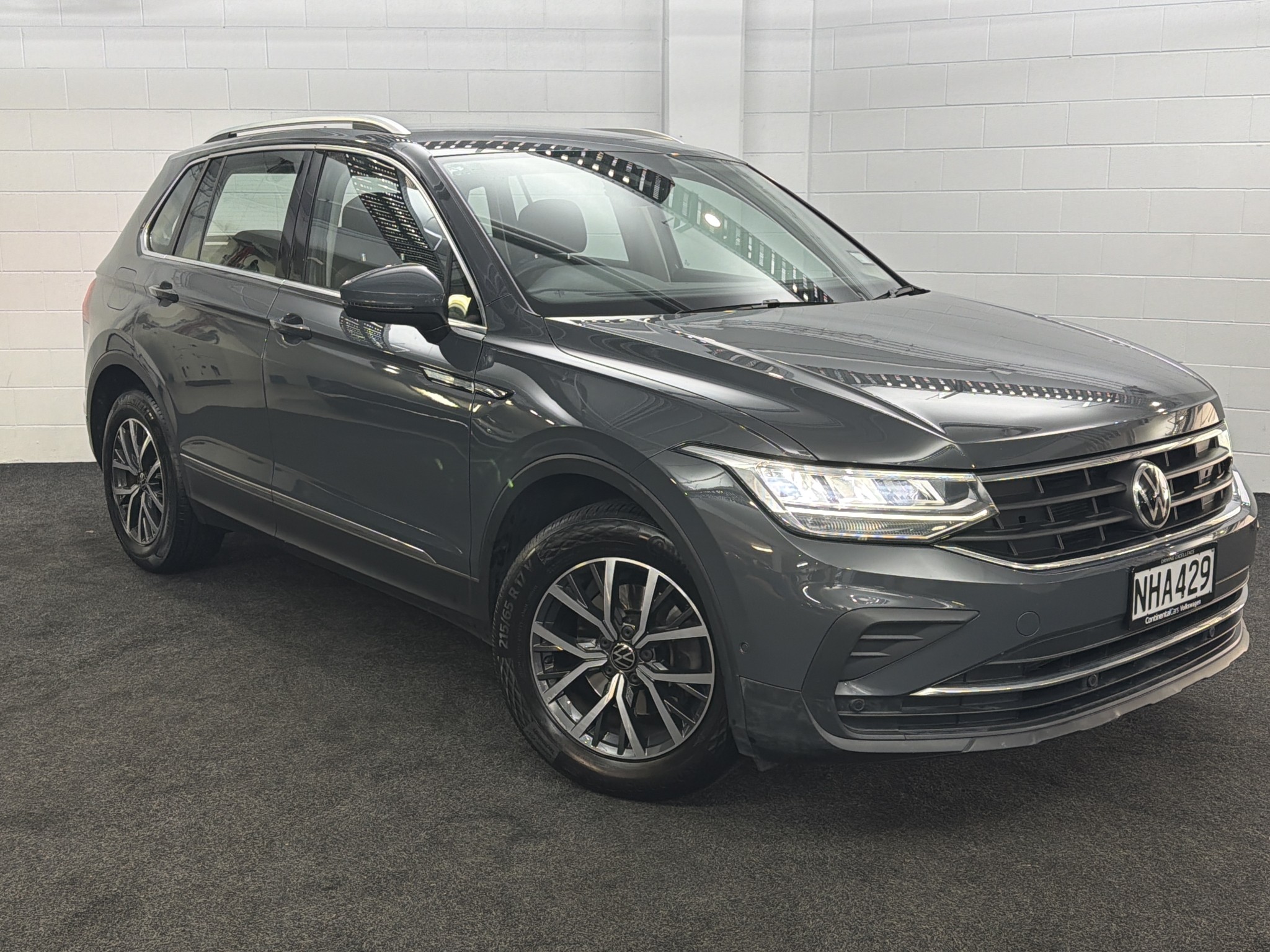 Volkswagen Tiguan TSI LIFE 2WD 1.4PT