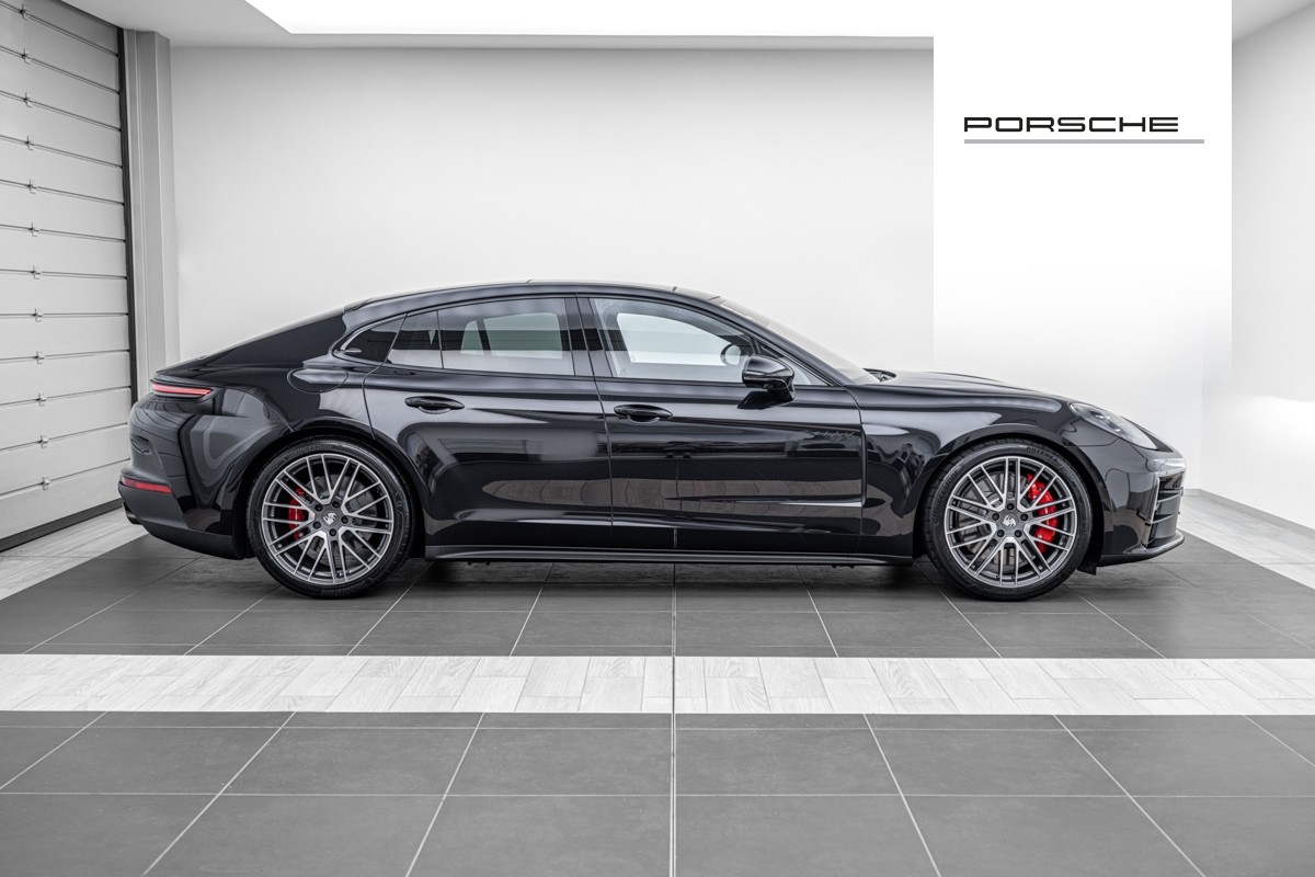 Porsche Panamera 4S E-HYBRID