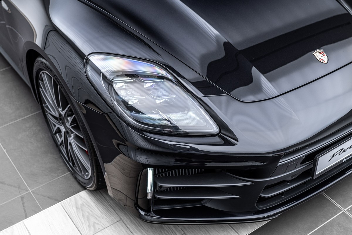 Porsche Panamera 4S E-HYBRID
