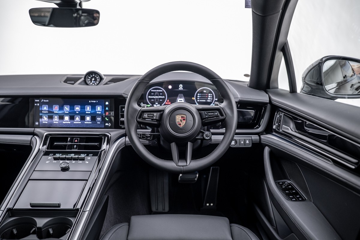 Porsche Panamera 4S E-HYBRID
