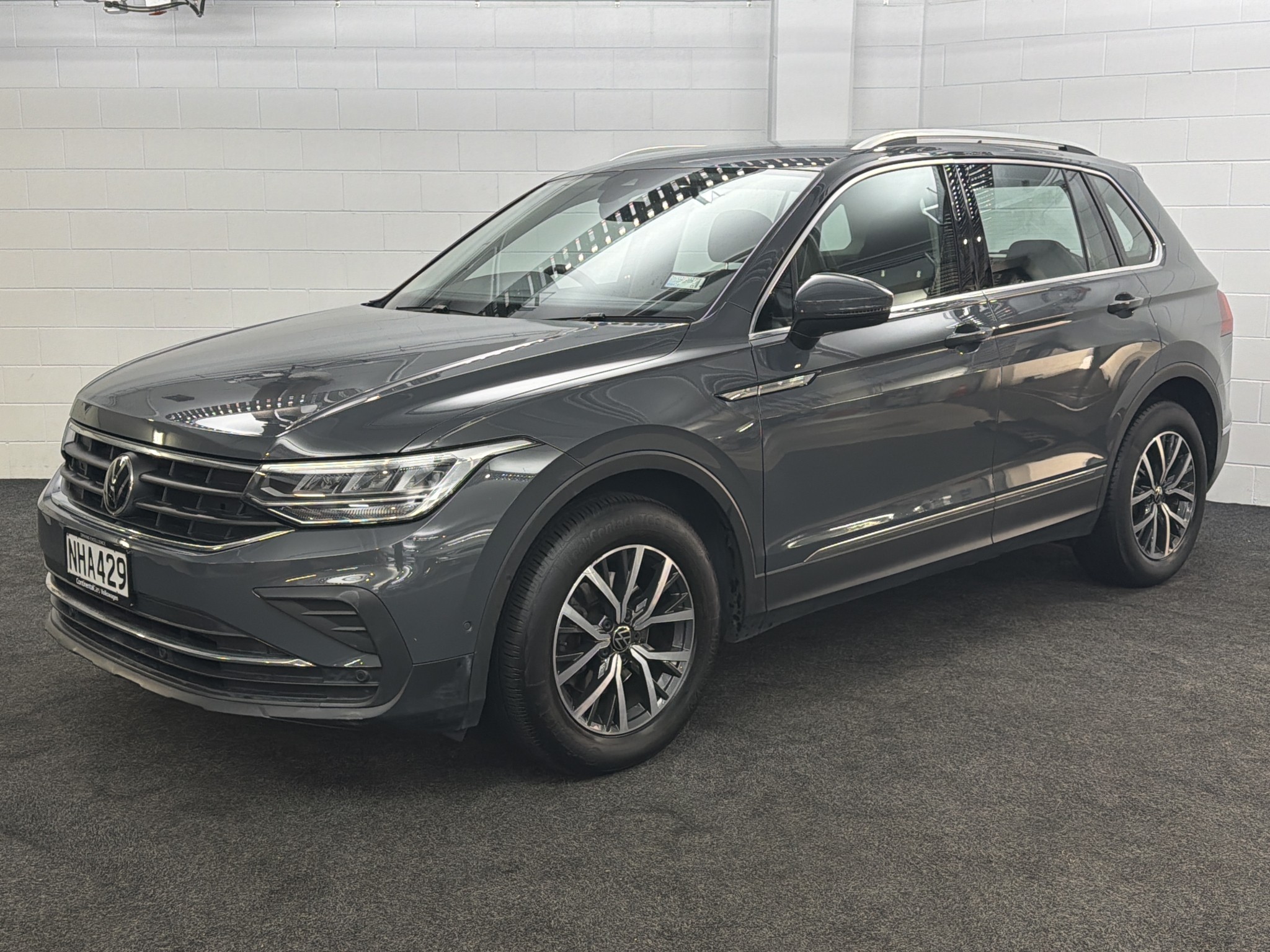Volkswagen Tiguan TSI LIFE 2WD 1.4PT