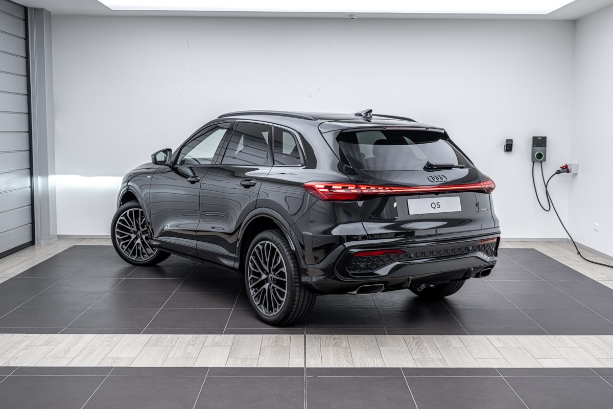 Audi Q5 SUV TFSI QUATTRO S TRONIC 150 KW