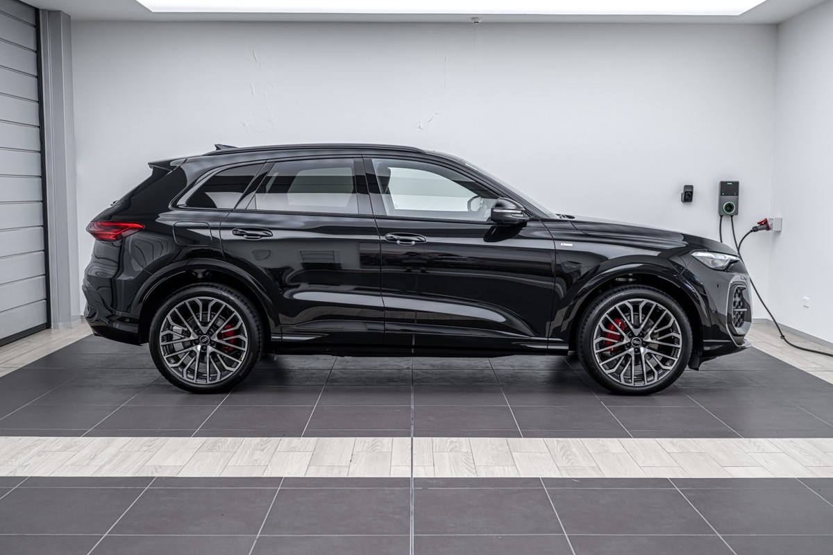 Audi Q5 SUV TFSI QUATTRO S TRONIC 150 KW