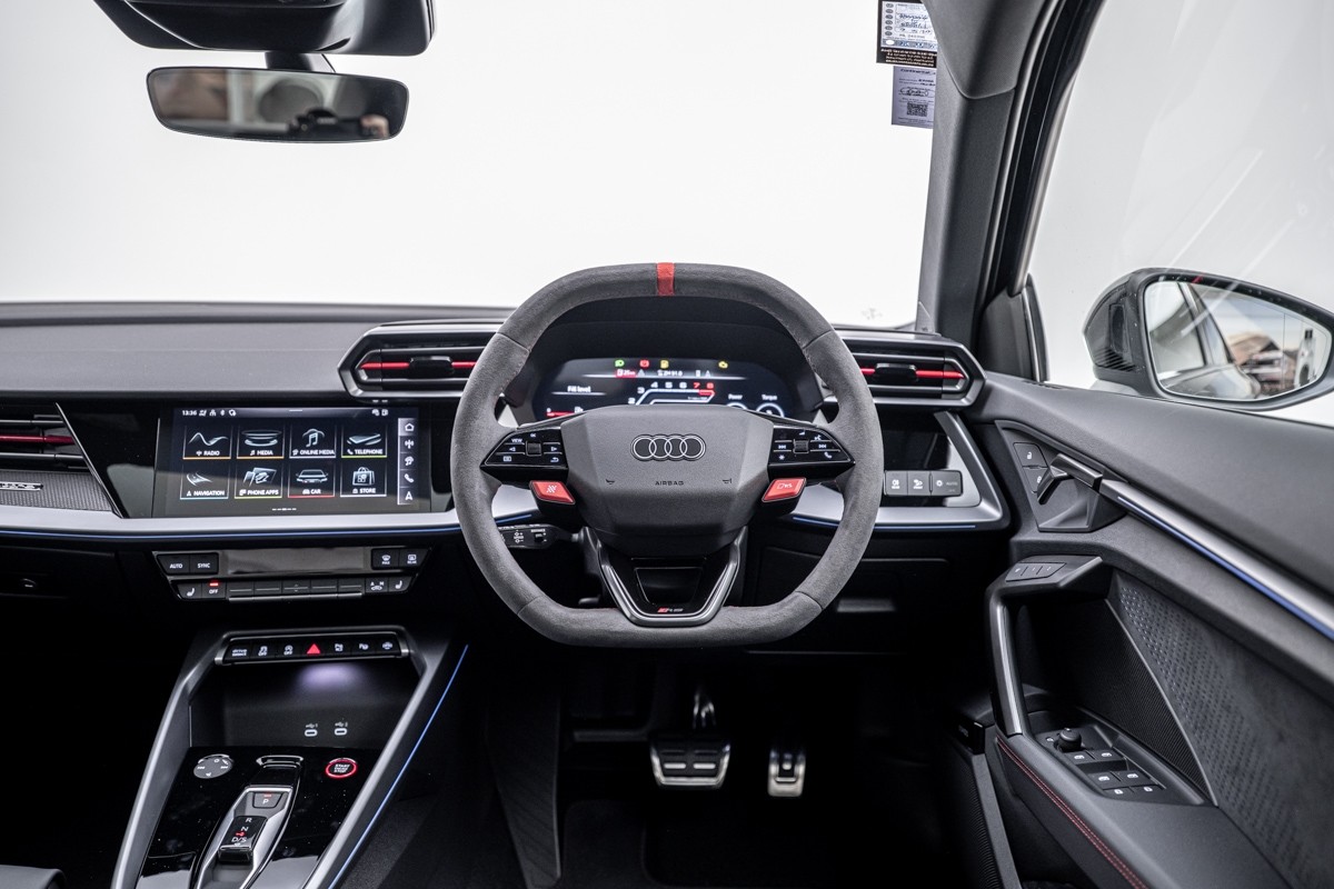 Audi RS3 SEDAN TFSI 294 KW
