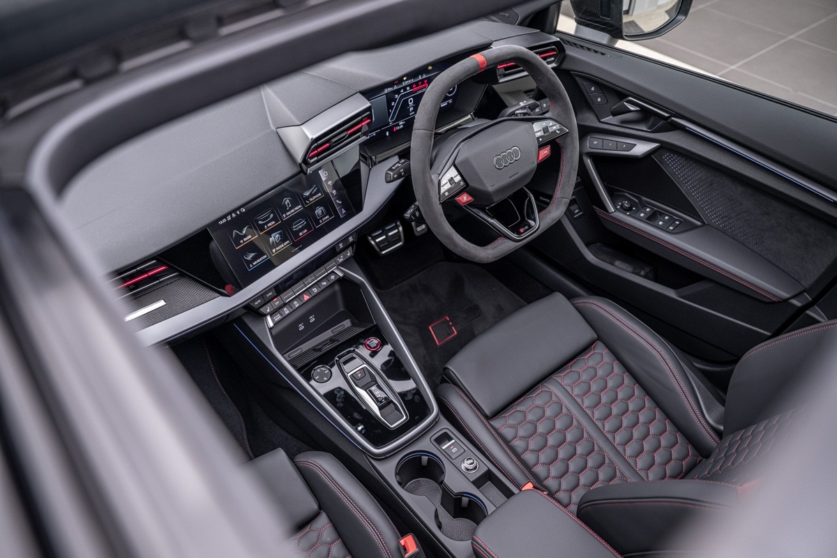 Audi RS3 SEDAN TFSI 294 KW