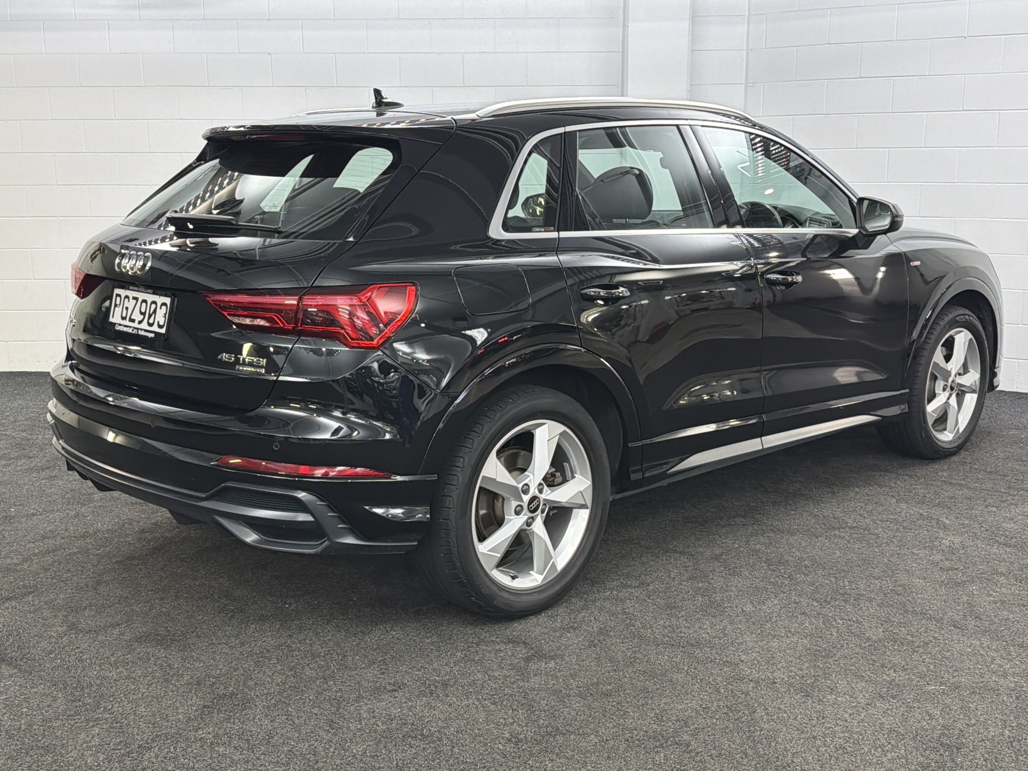 Audi Q3 45 TFSI Q S LINE