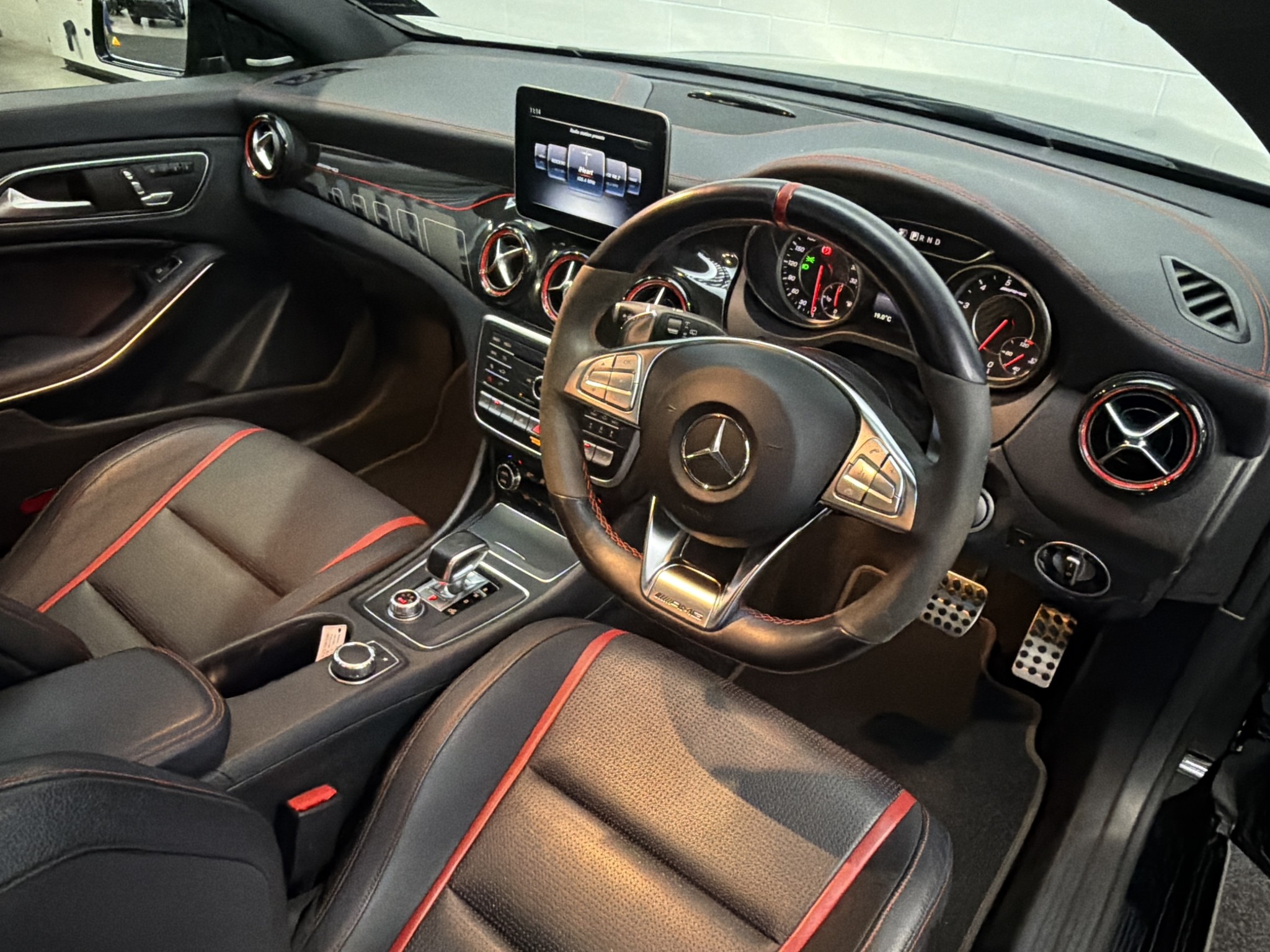 Mercedes-Benz CLA 45 AMG 4Matic Shooting Brake Facelift