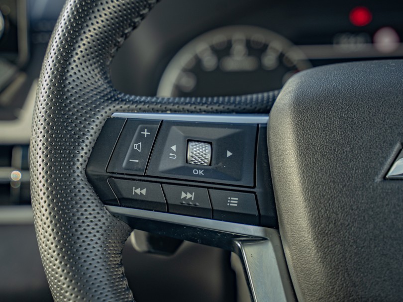 2022 Mitsubishi Outlander 13