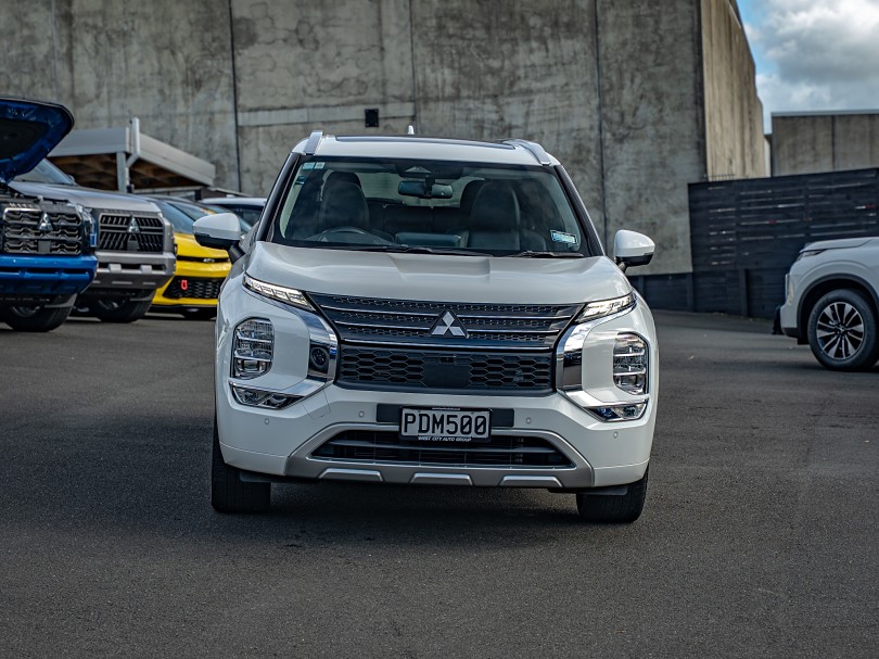 2022 Mitsubishi Outlander 3