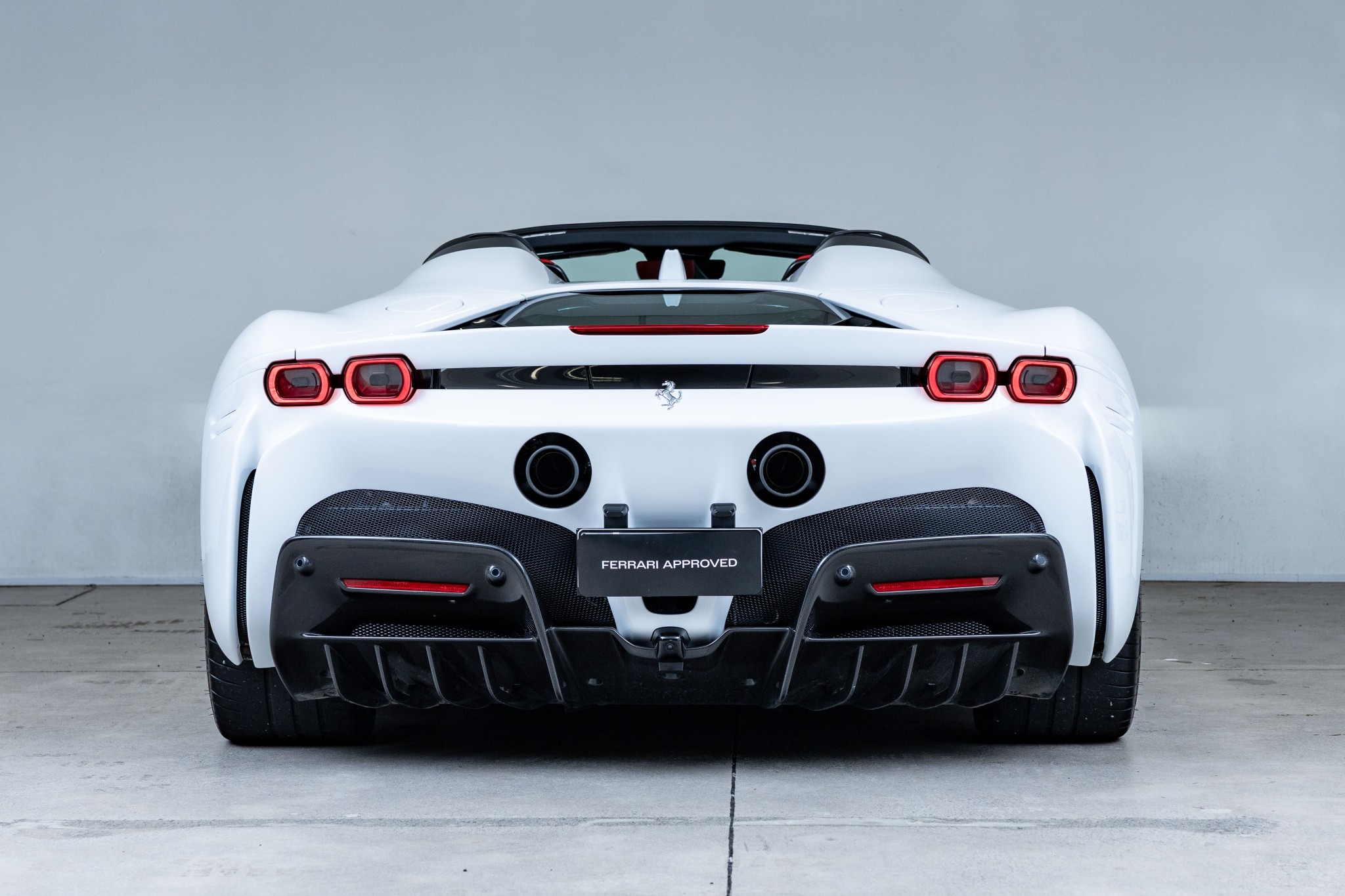 Ferrari SF90 Spider