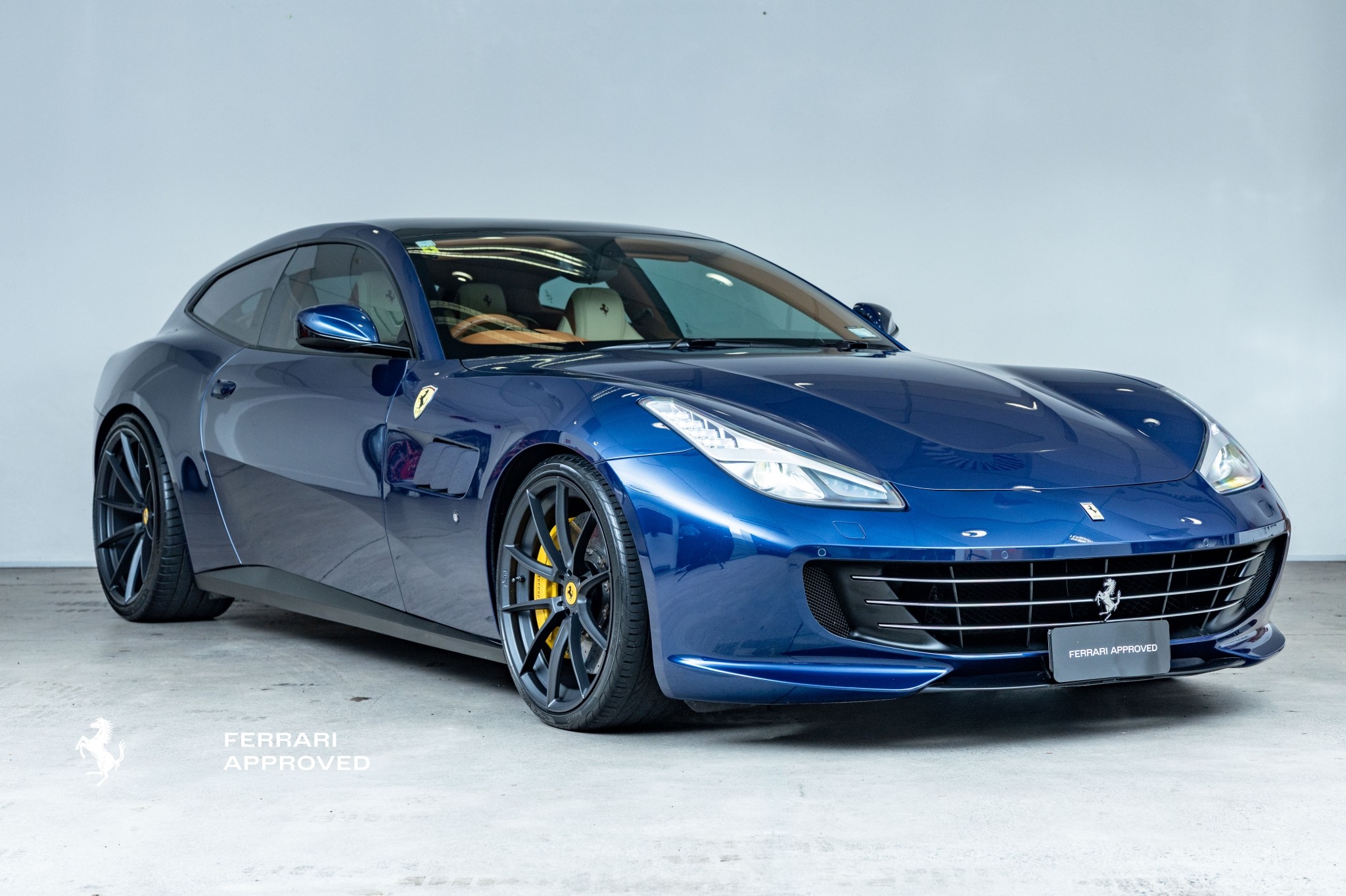 Ferrari GTC4Lusso 