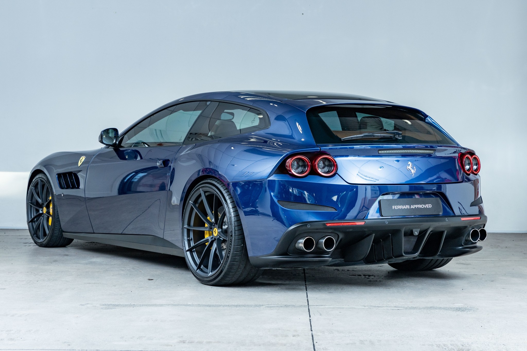 Ferrari GTC4Lusso 