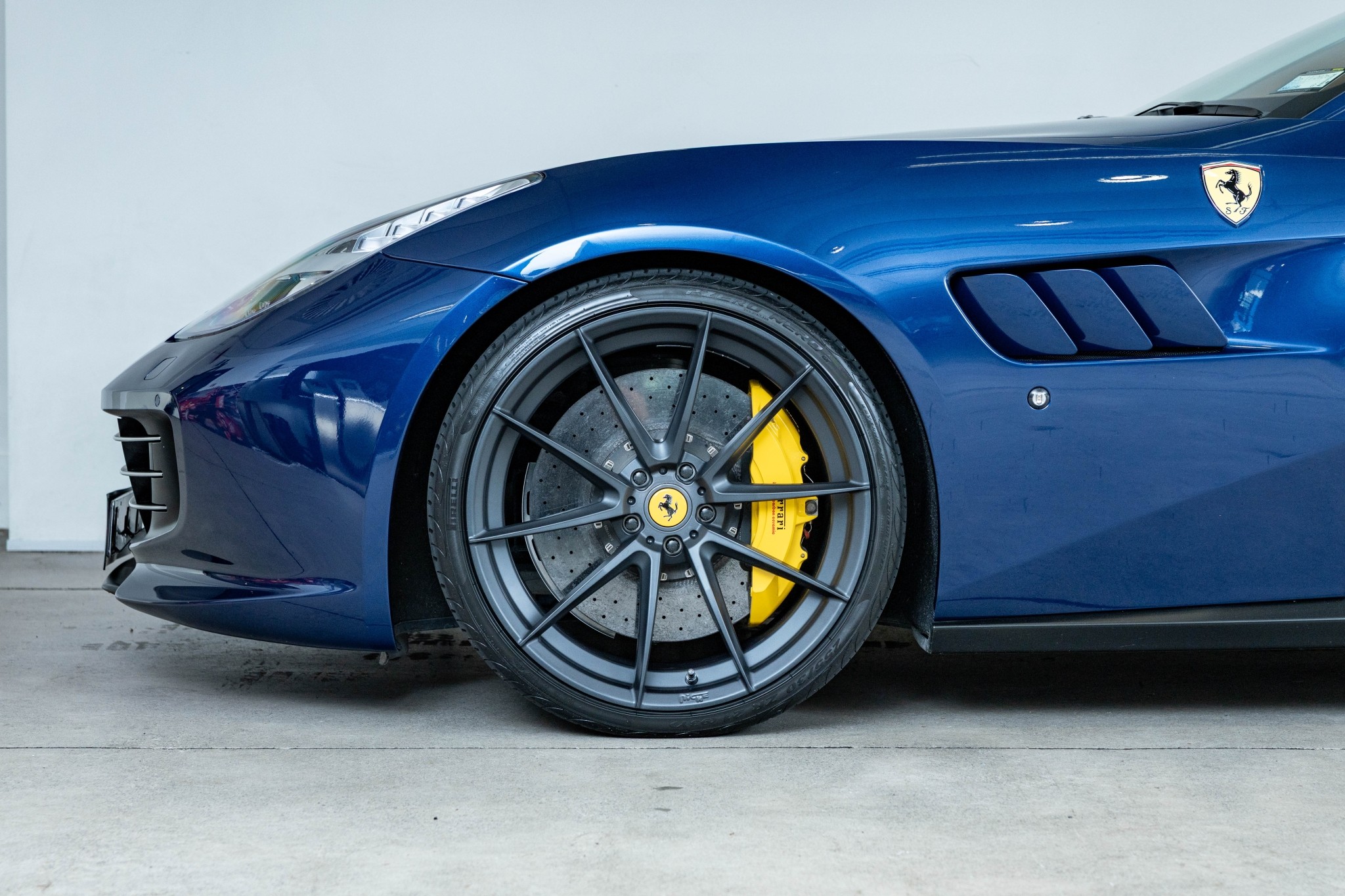 Ferrari GTC4Lusso 