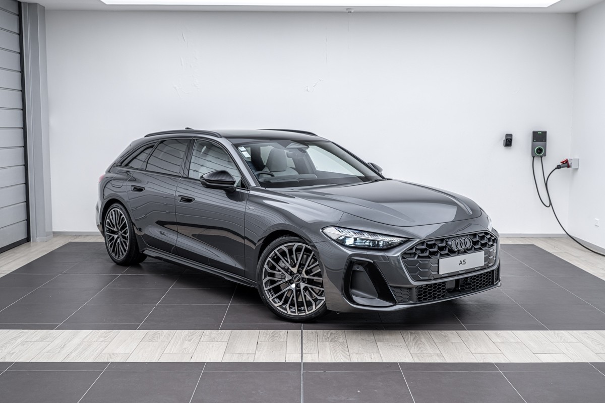 Audi A5 E-HYBRID AVANT S LINE