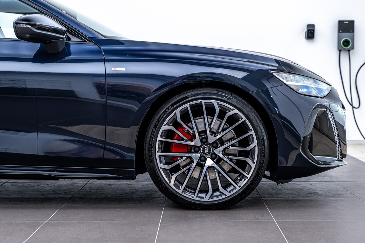 Audi A6 AVANT TFSI 270KW