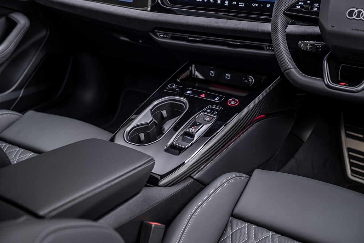 Audi A6 AVANT TFSI 270KW