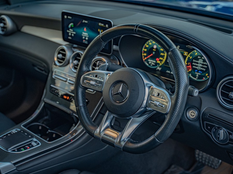 2022 Mercedes-Benz GLC 43 AMG 9