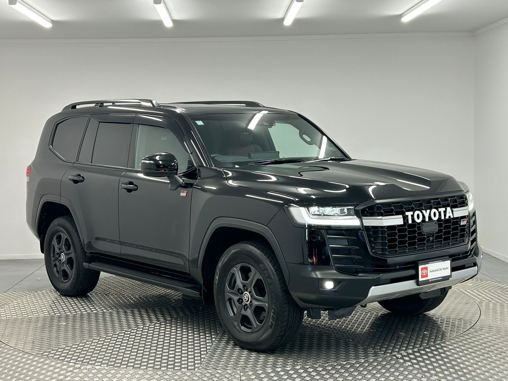 2023 Toyota Land Cruiser