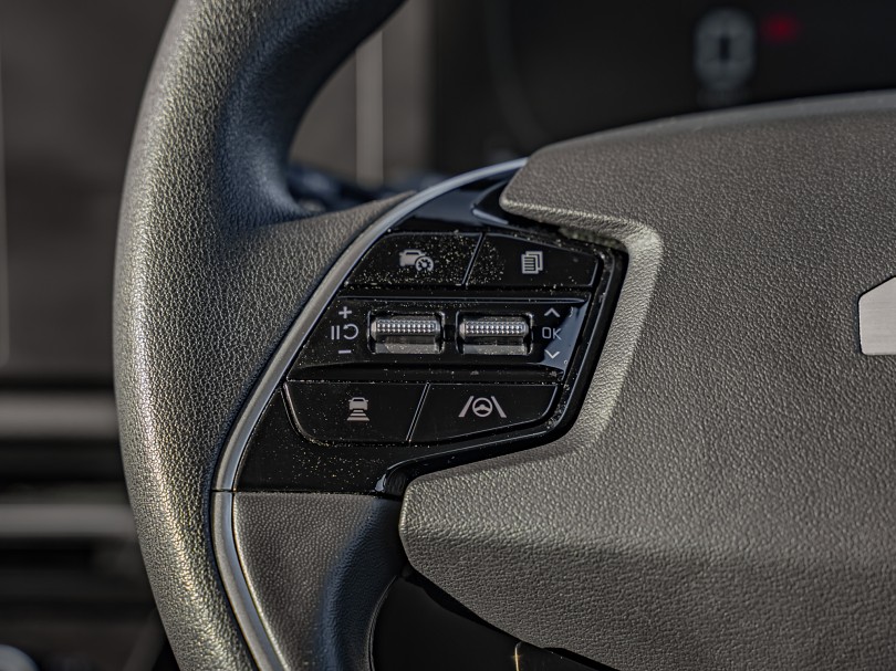 2023 Kia Niro 13