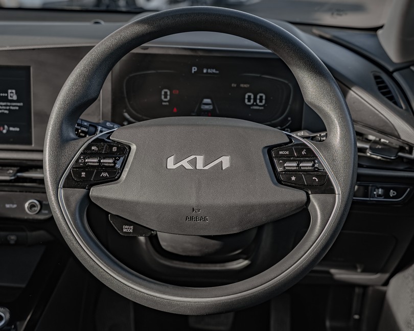 2023 Kia Niro 11