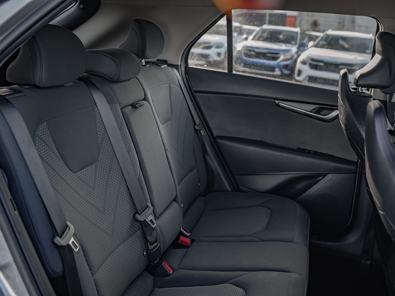 2023 Kia Niro 17