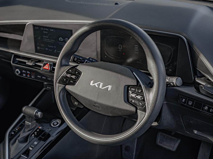 2023 Kia Niro 9