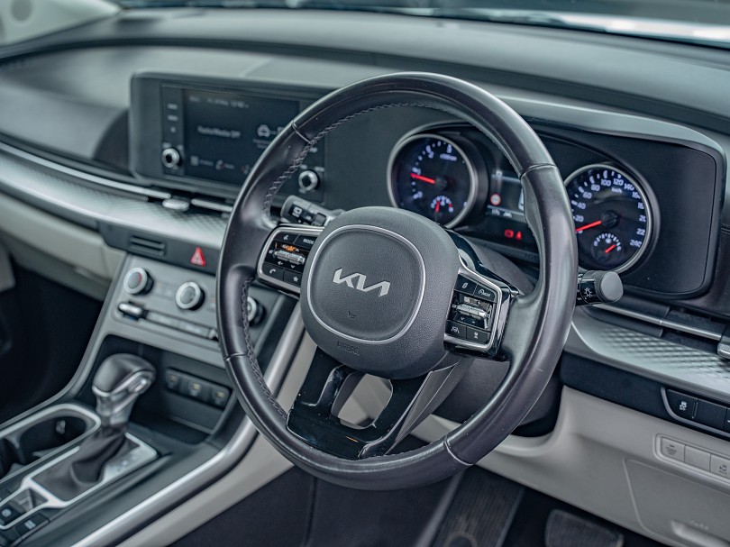 2022 Kia Carnival 9