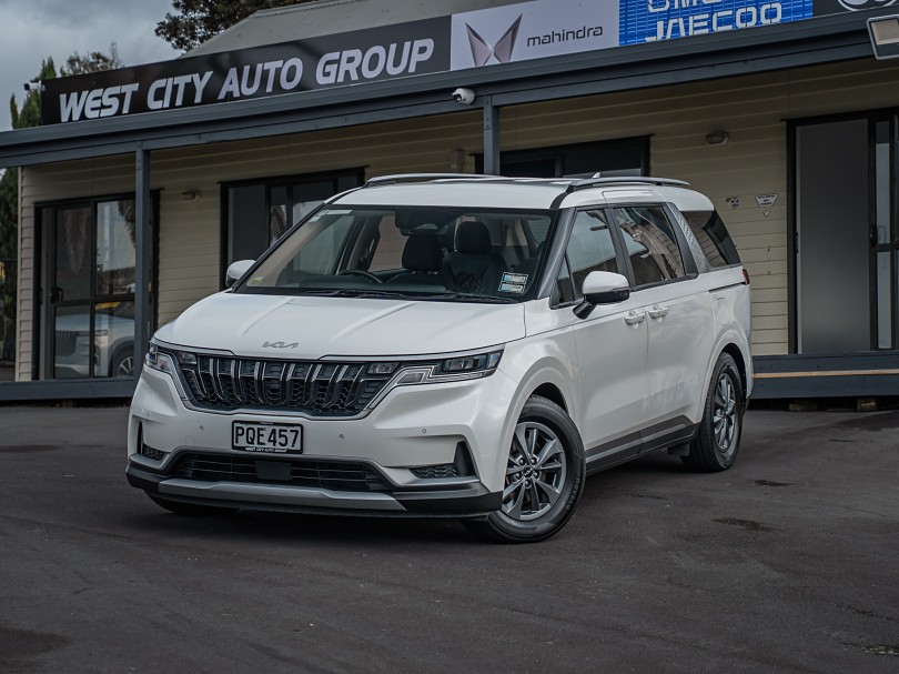 2022 Kia Carnival 1