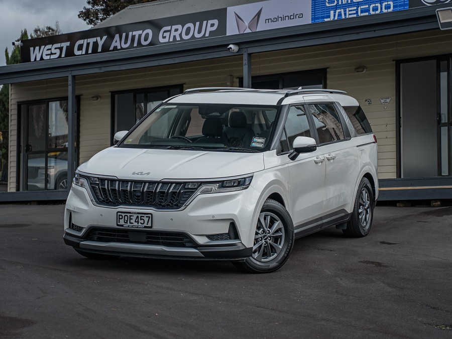 2022 Kia Carnival 1