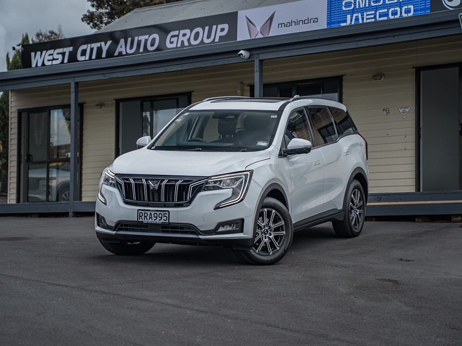 2026 Mahindra XUV700 1