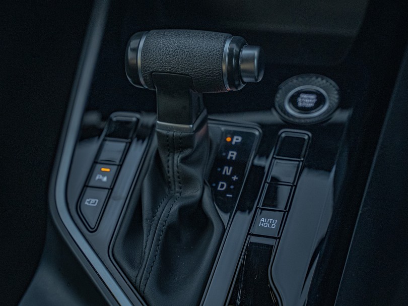 2023 Kia Niro 16