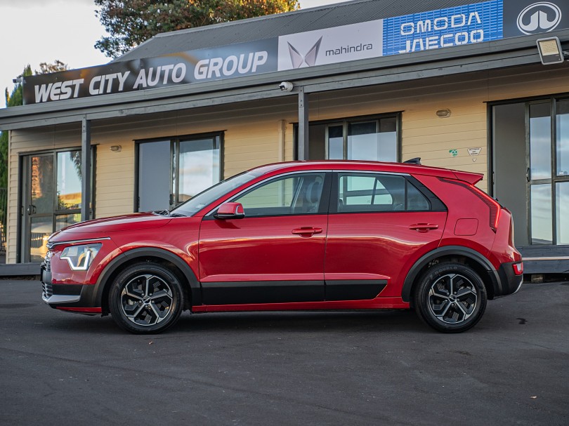 2023 Kia Niro 5