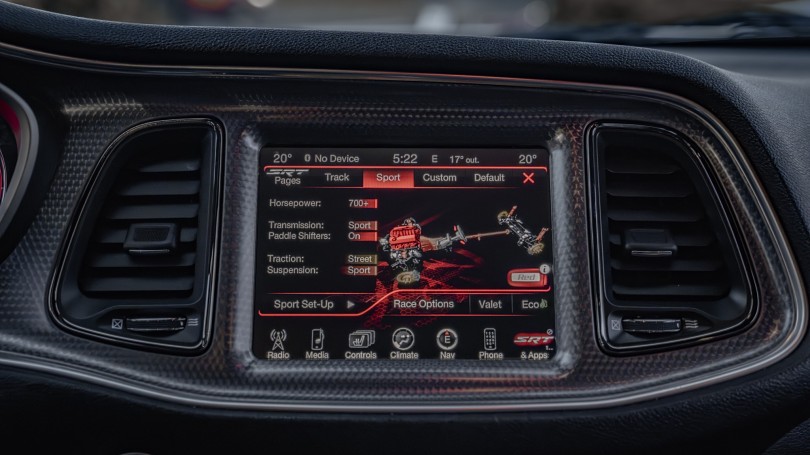 2015 Dodge Challenger 15