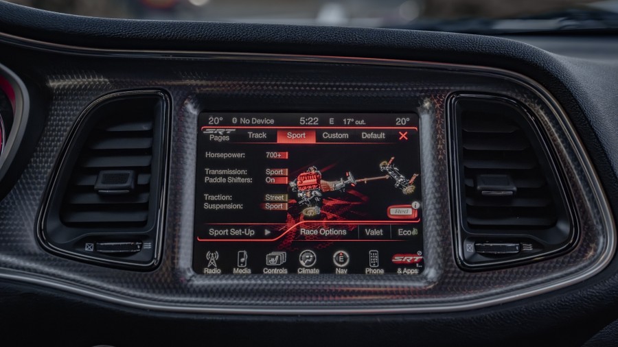 2015 Dodge Challenger 15