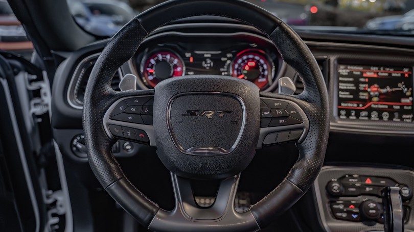 2015 Dodge Challenger 10