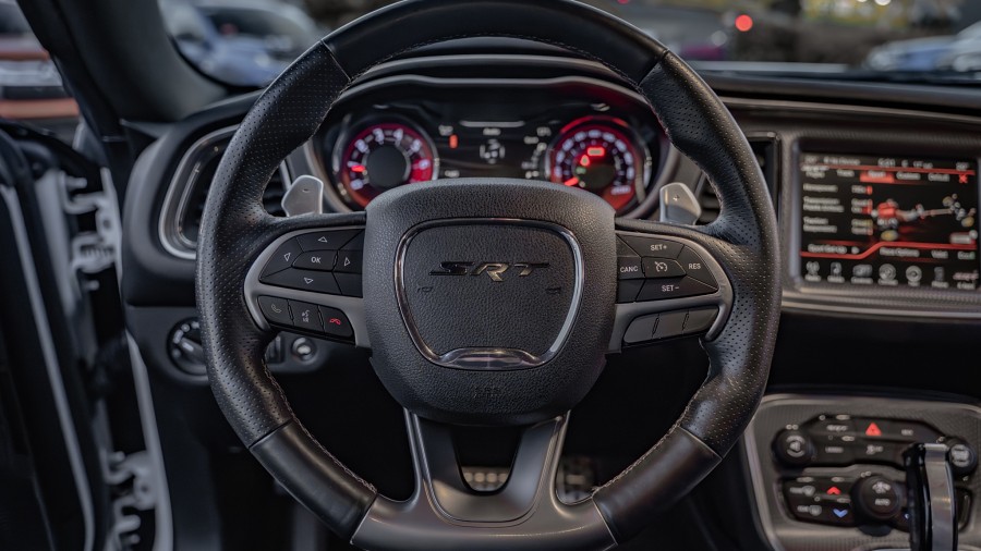 2015 Dodge Challenger 10