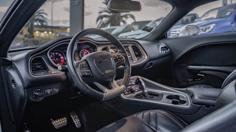 2015 Dodge Challenger 9