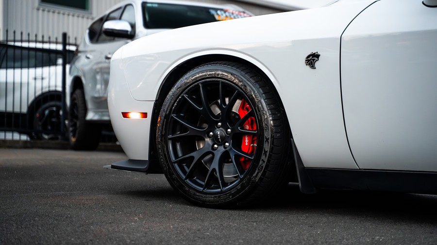 2015 Dodge Challenger 6