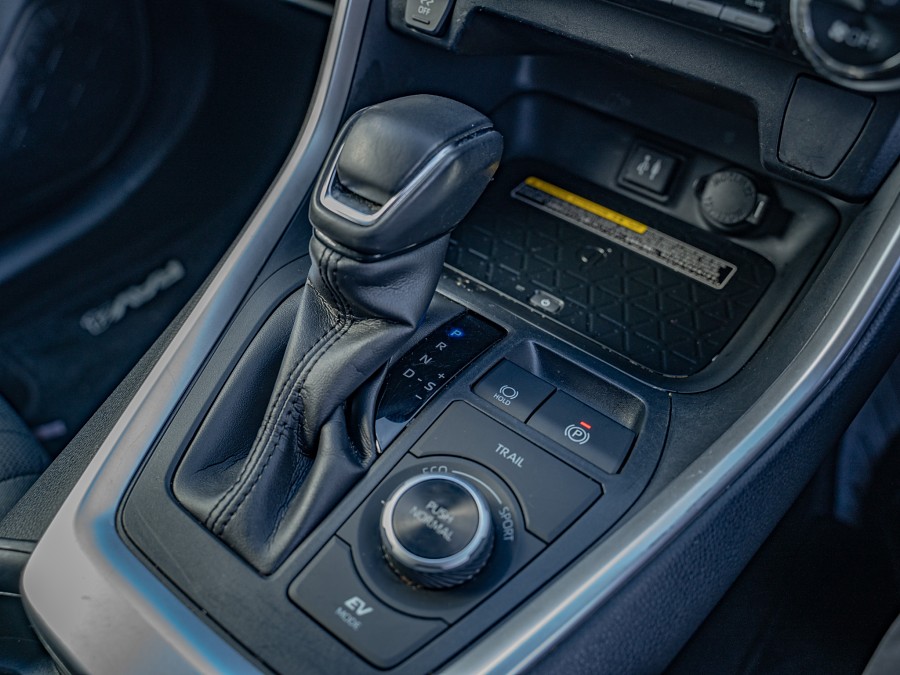 2019 Toyota RAV4 16