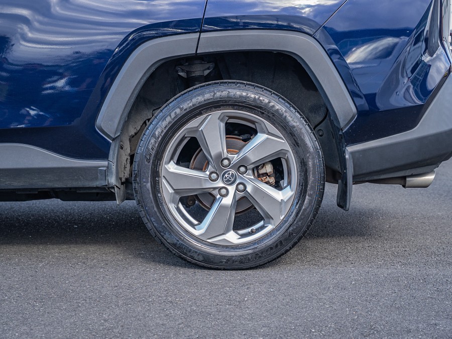 2019 Toyota RAV4 6