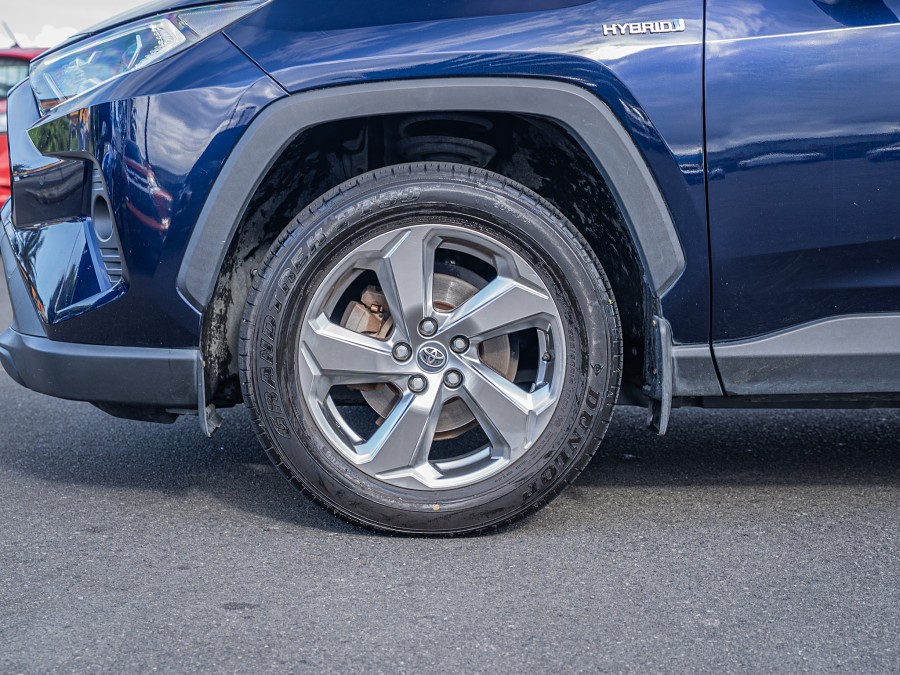 2019 Toyota RAV4 5