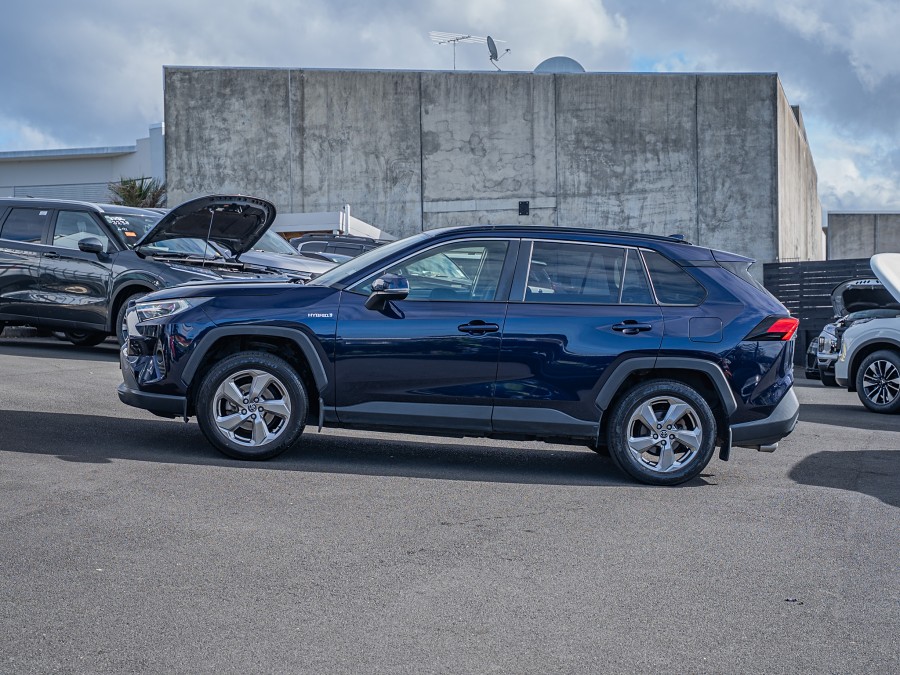 2019 Toyota RAV4 7