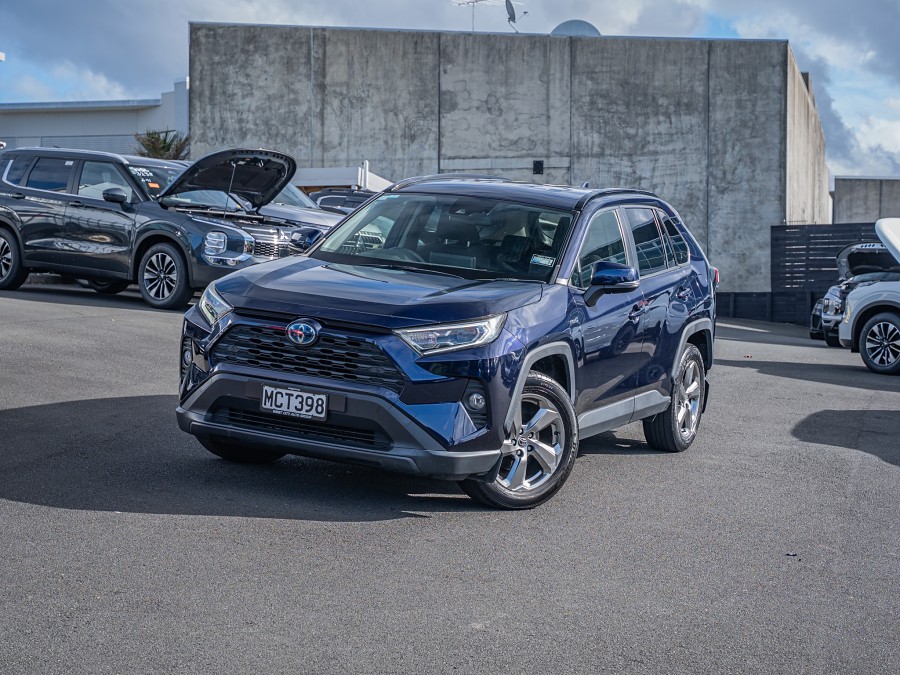 2019 Toyota RAV4 1