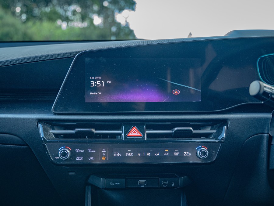 2024 Kia Niro 15