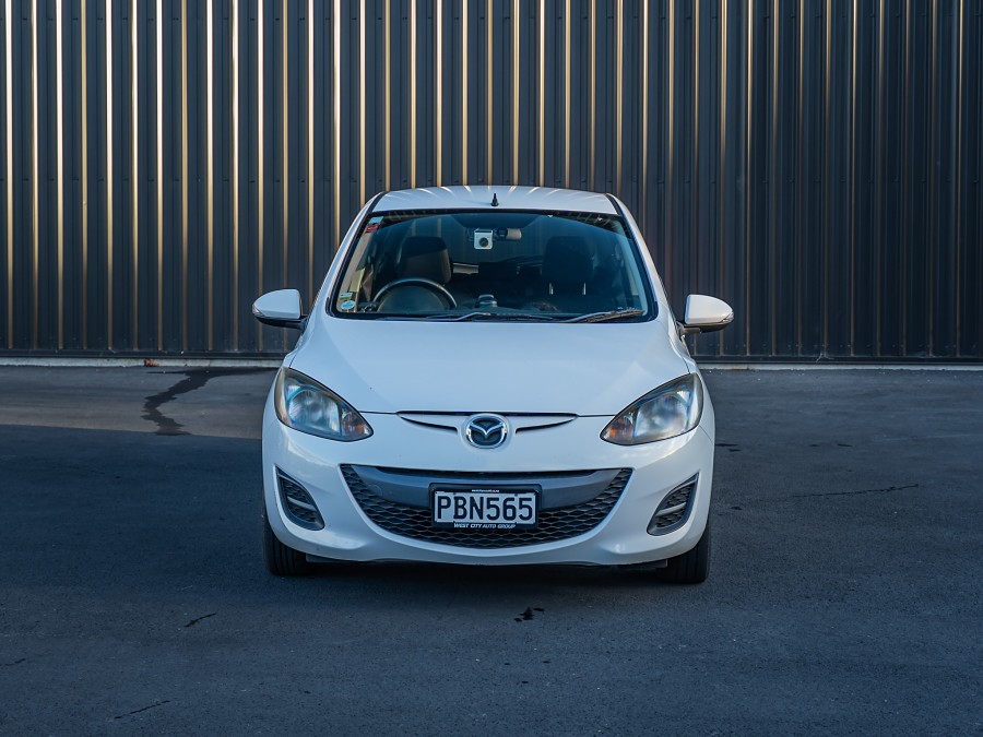 2011 Mazda Demio 3