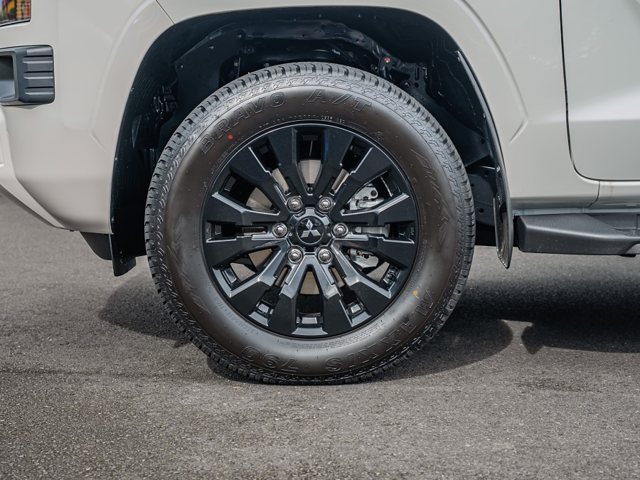 2026 Mitsubishi Triton 6