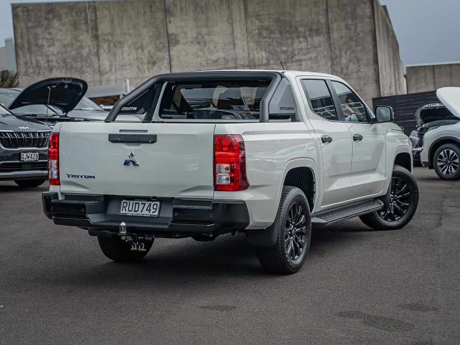 2026 Mitsubishi Triton 2