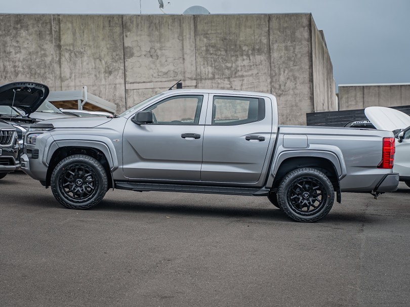 2026 Mitsubishi Triton 5