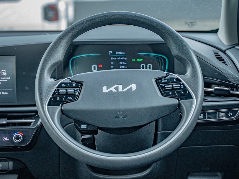 2023 Kia Niro 11